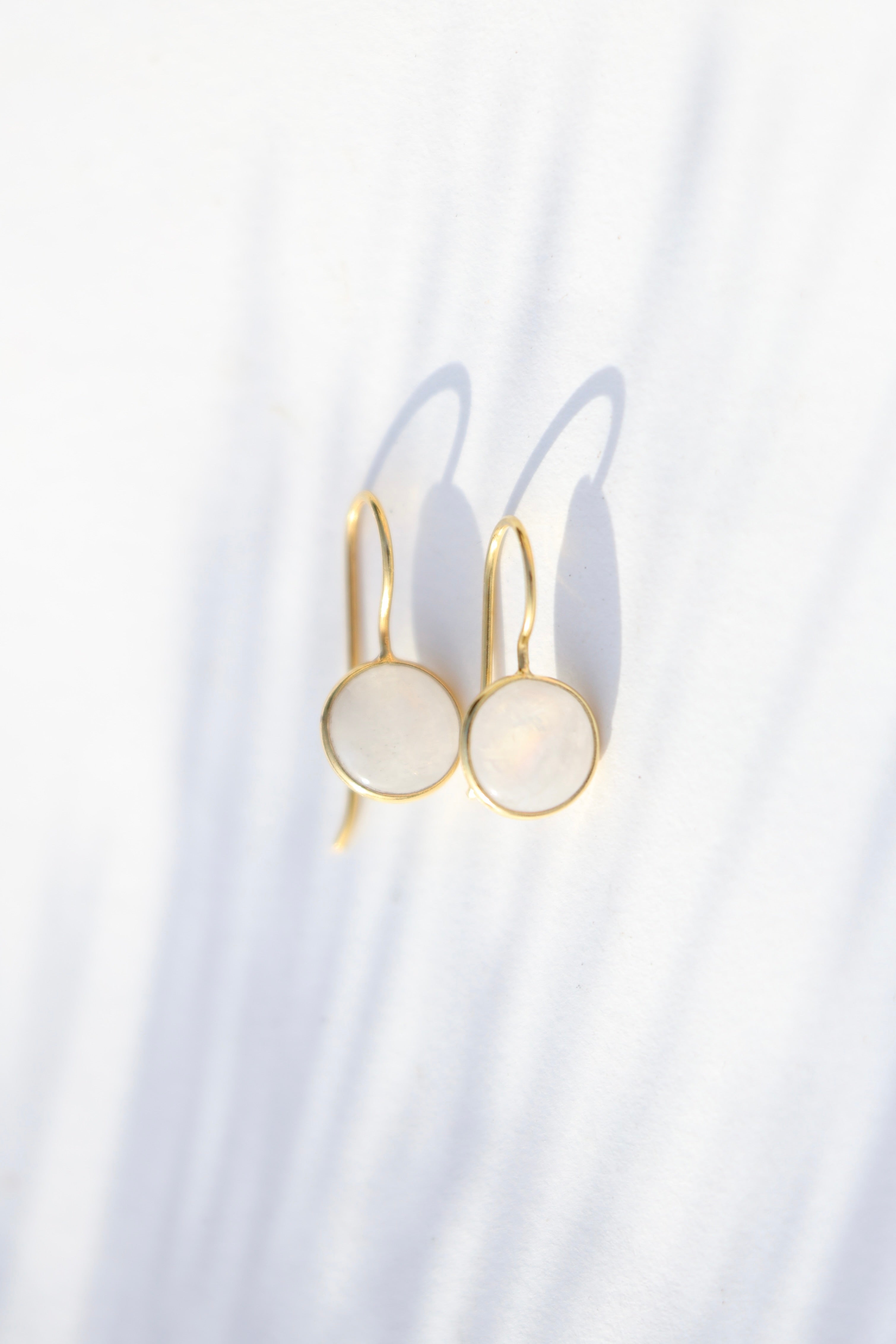 Les Élégantes – Boucles d’oreilles pierres fines