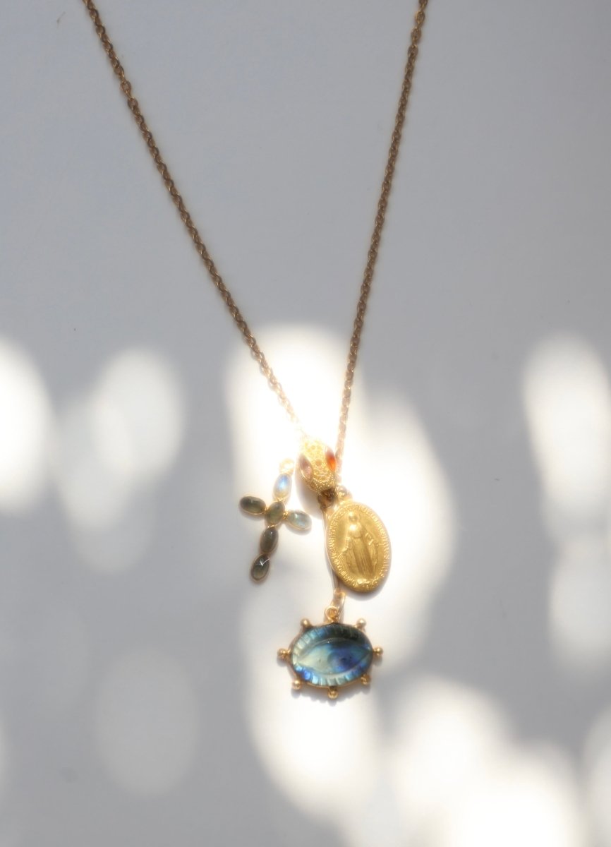 Croix Protectrice – Foi, Lumière et Équilibre - Mathilde ma muse : bijoux de créateur