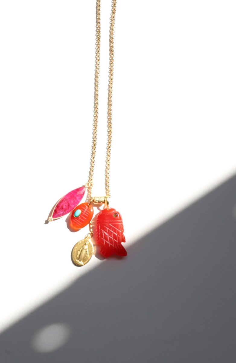 La Bonne Pêche — collier poisson sculpté et médaille miraculeuse - Mathilde ma muse : bijoux de créateur