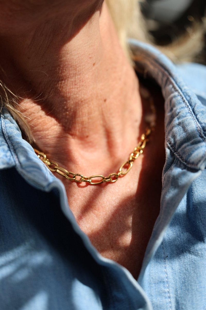 Le Courtil — collier pierre de lune et chaîne dorée - Mathilde ma muse : bijoux de créateur