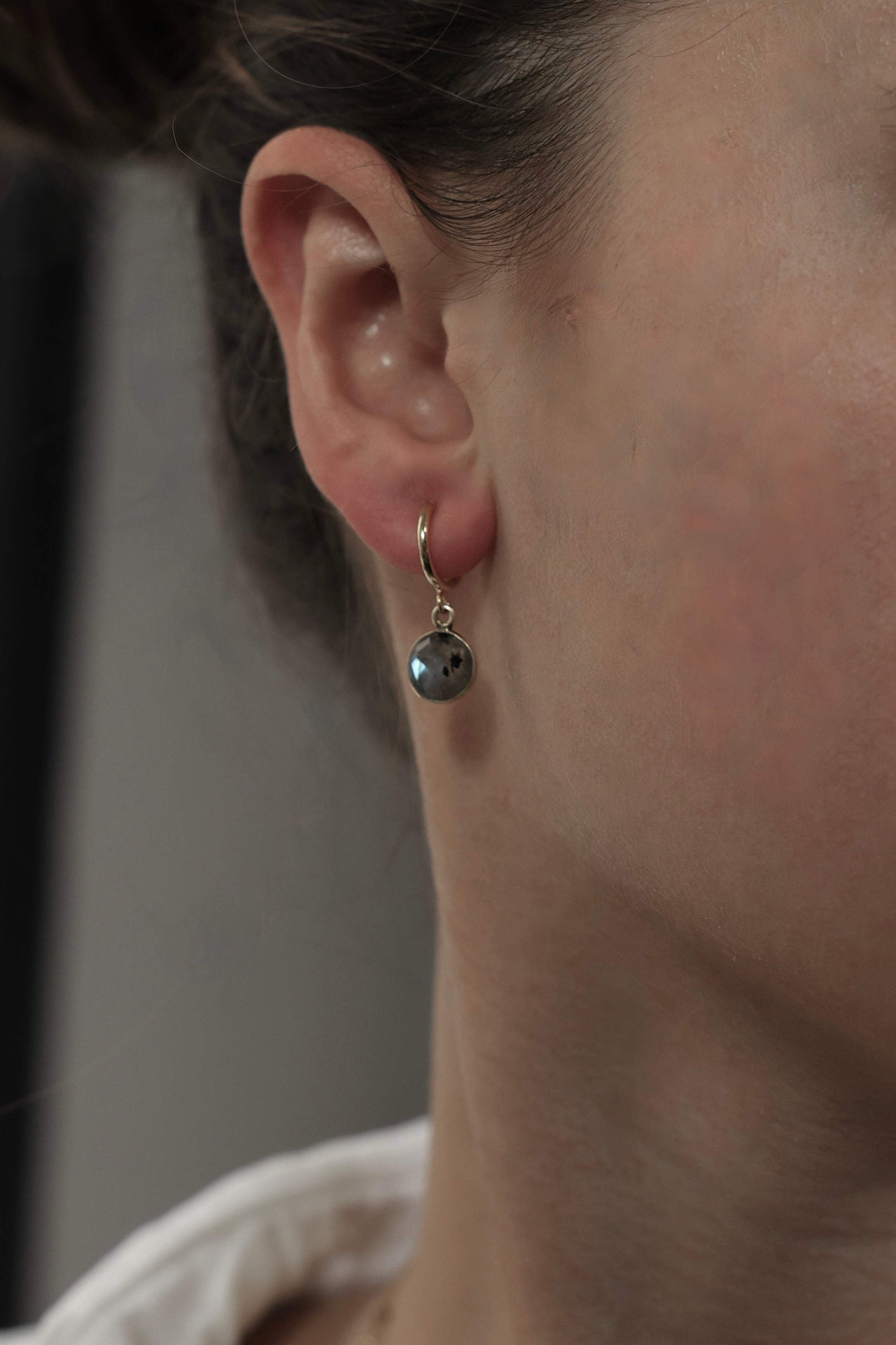 Boucles d'oreilles petites pierres