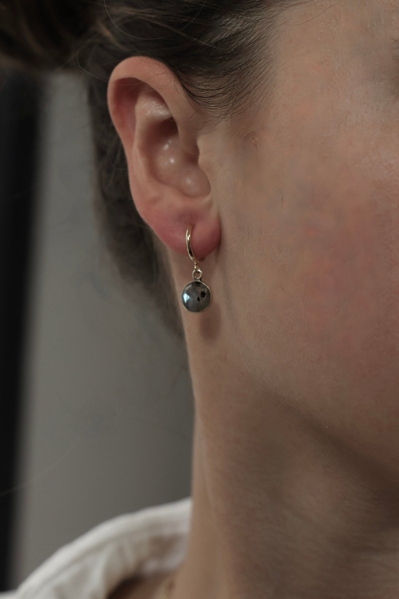 Boucles d'oreilles petites pierres - Mathilde ma muse : bijoux de créateur