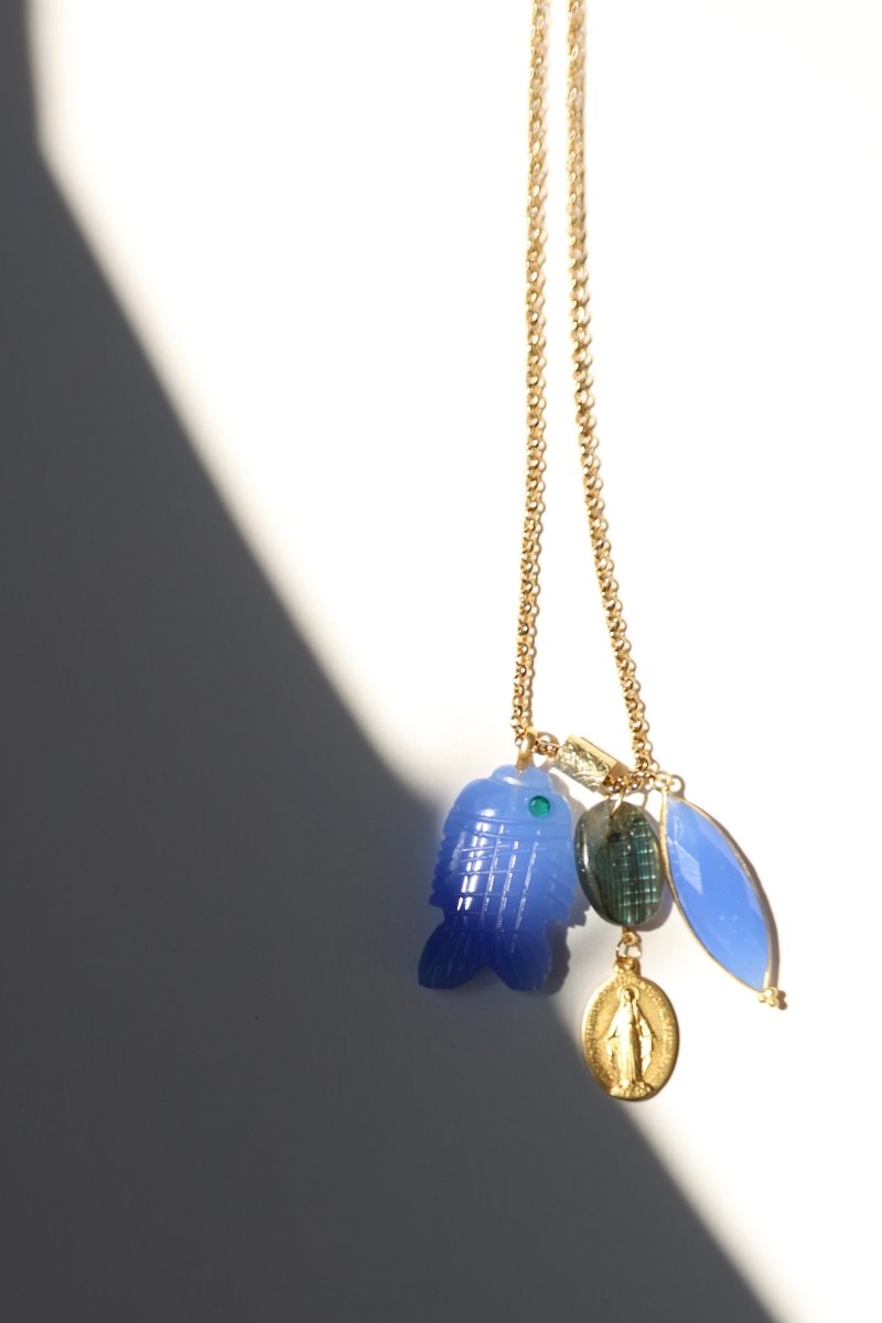 La Bonne Pêche — collier poisson sculpté et médaille miraculeuse - Mathilde ma muse : bijoux de créateur