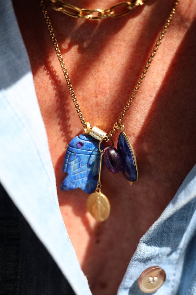 La Bonne Pêche — collier poisson sculpté et médaille miraculeuse - Mathilde ma muse : bijoux de créateur