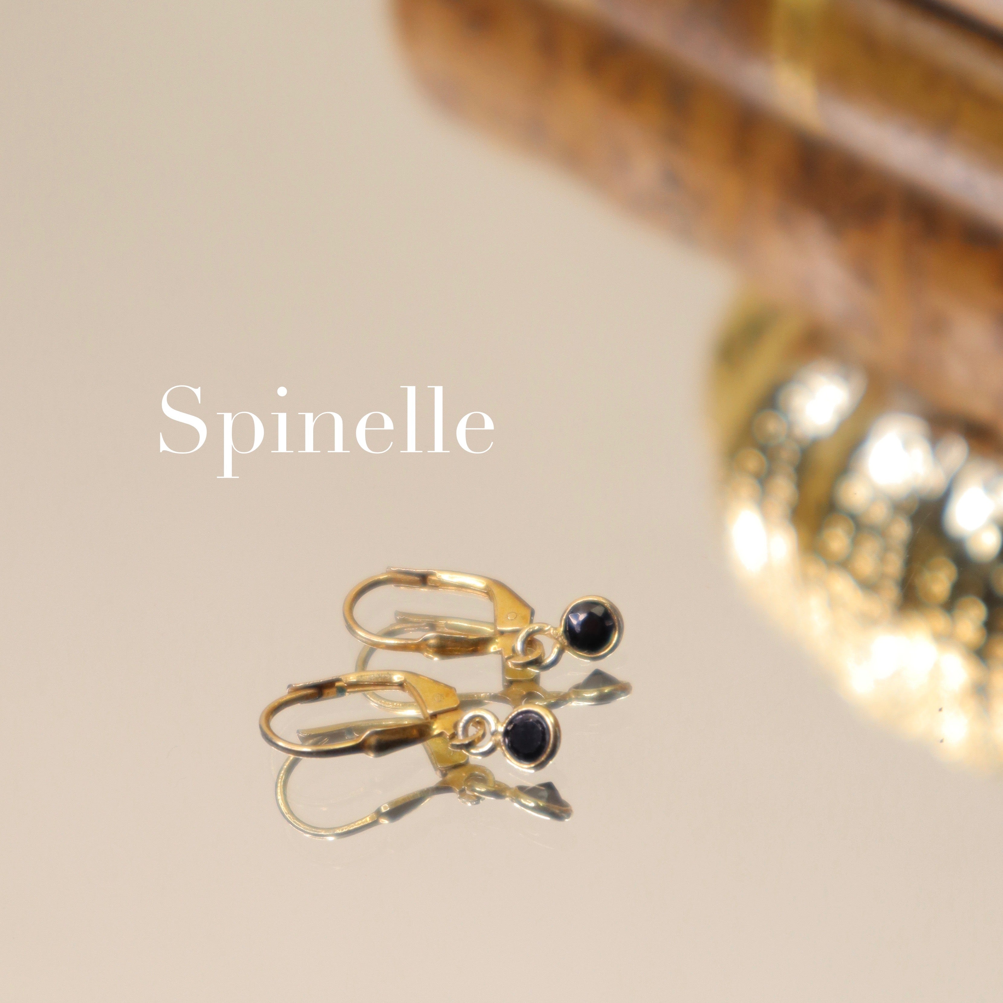 Boucles d'oreilles mini spinelle