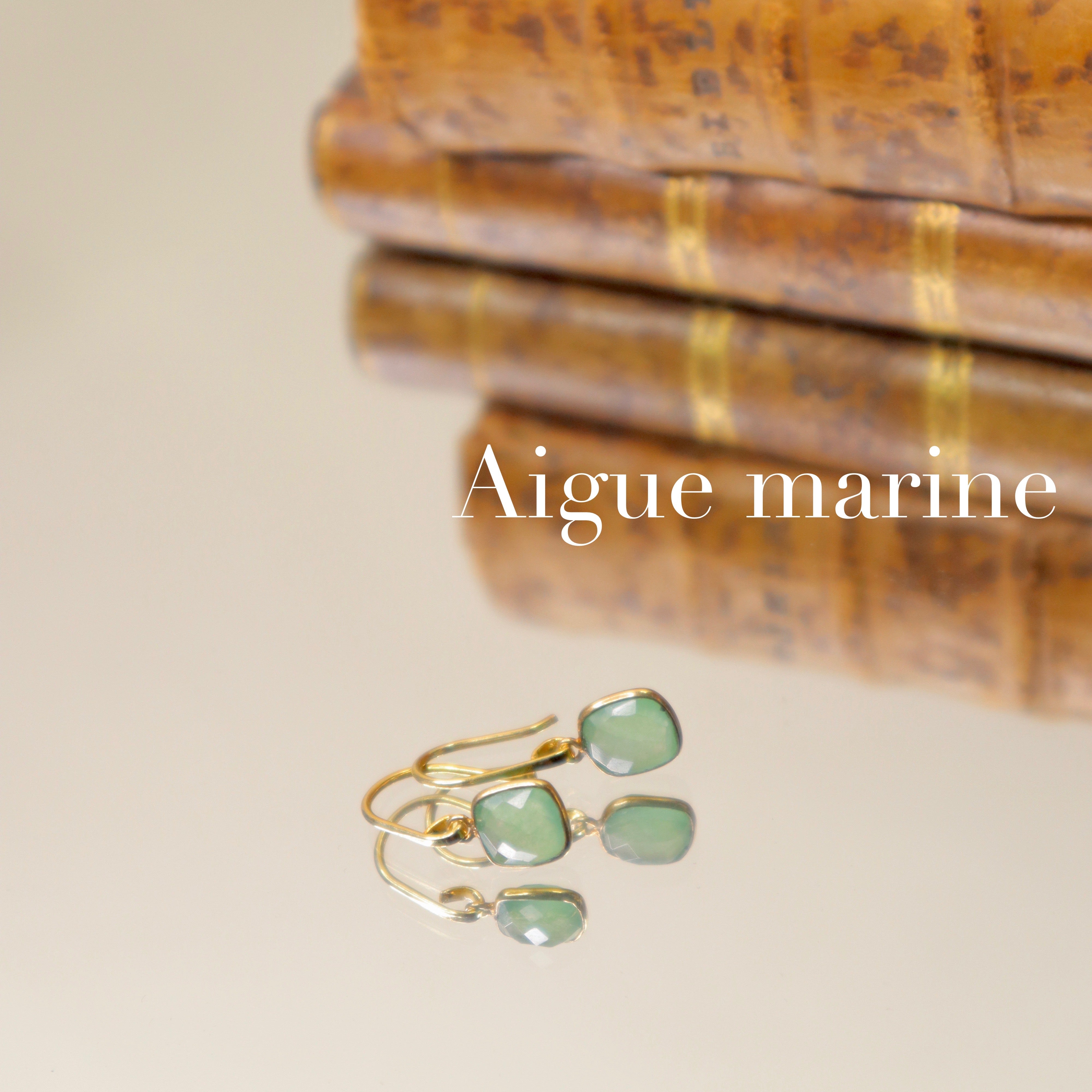 boucles d'oreilles petites pierres aigue marine 